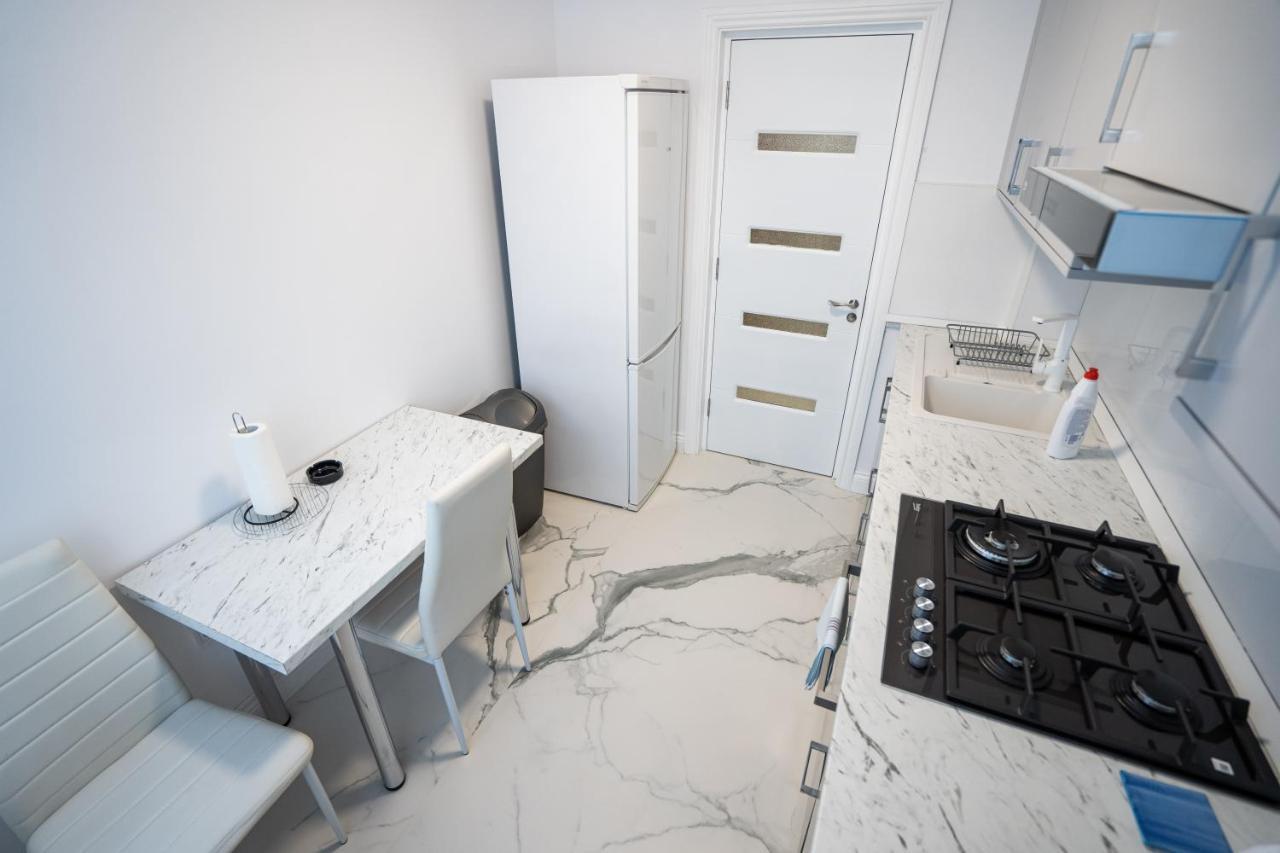 Gabi Apartament スチャヴァ エクステリア 写真