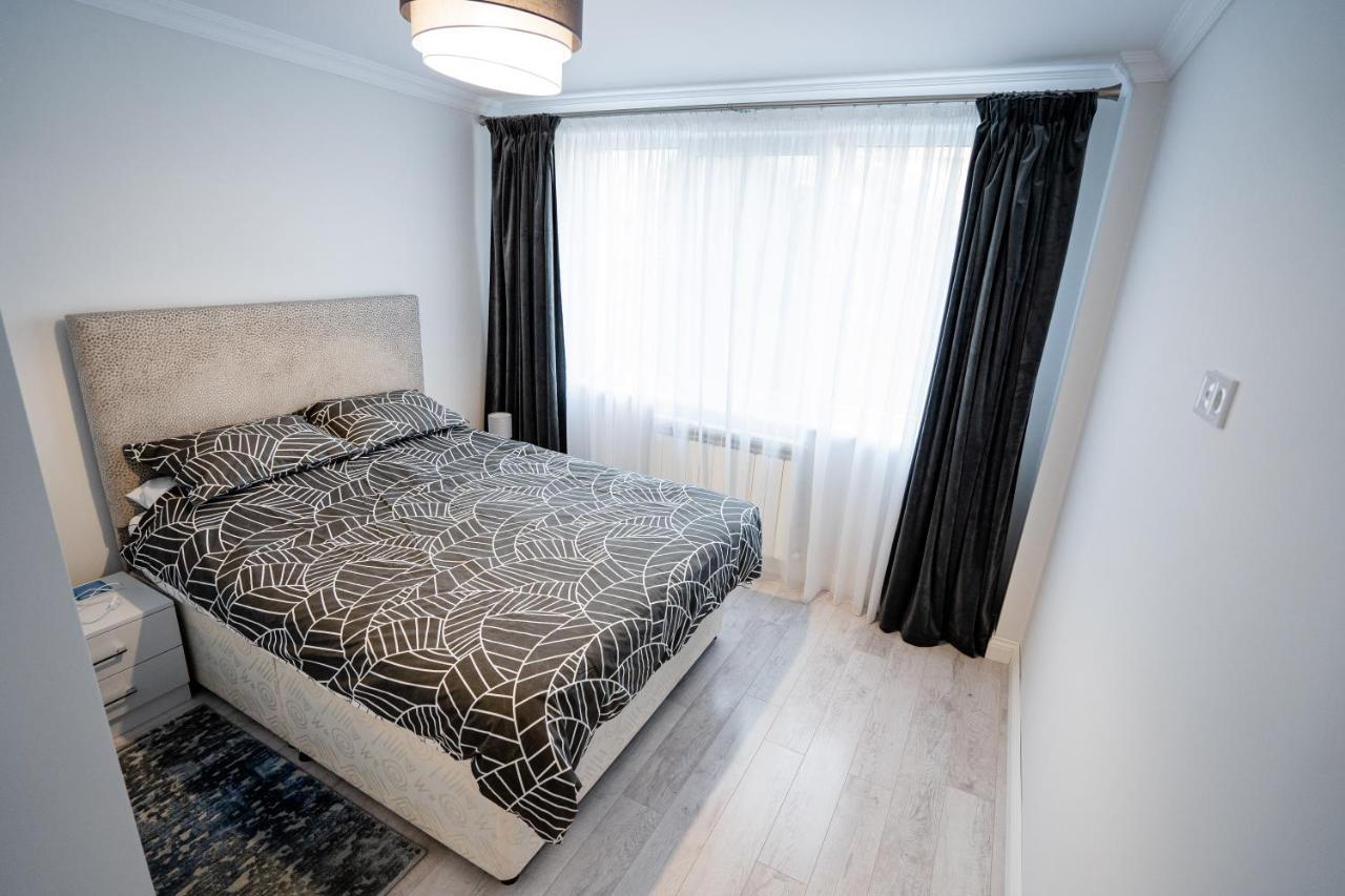Gabi Apartament スチャヴァ エクステリア 写真