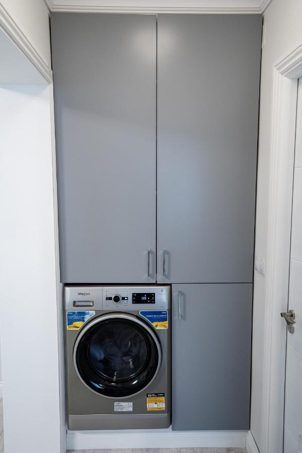 Gabi Apartament スチャヴァ エクステリア 写真